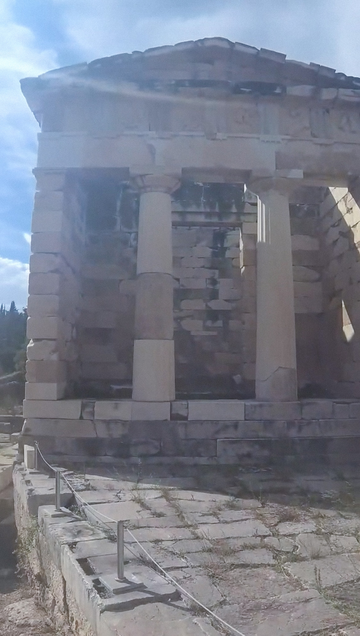 athens day trips to delphi