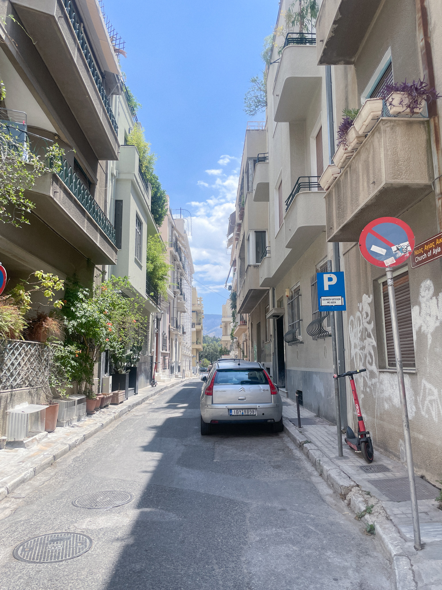 driving in Greece